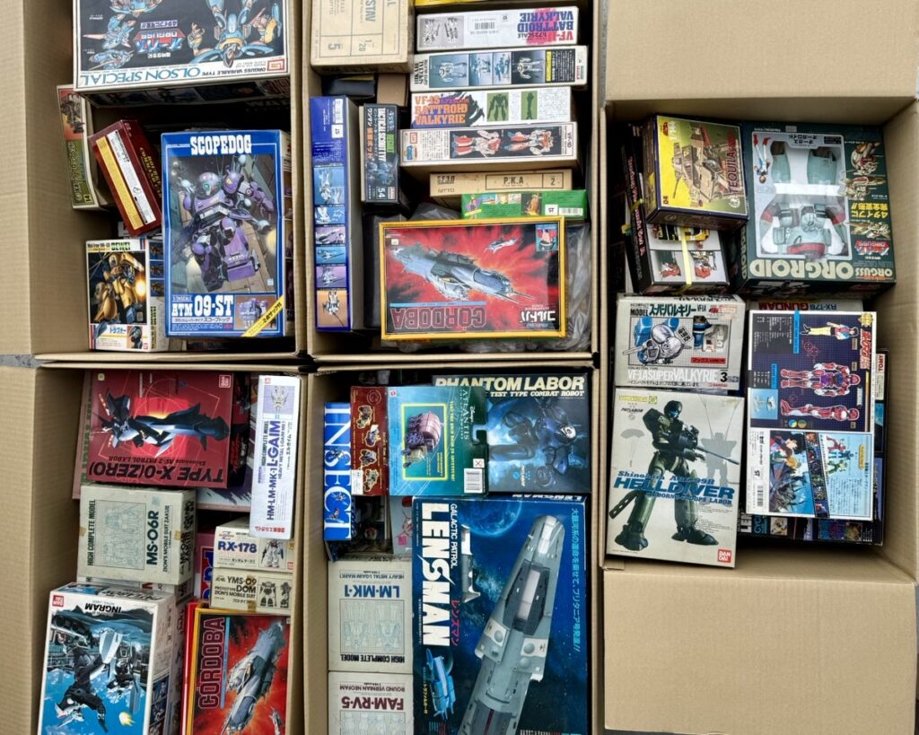 10月21日 西東京でお買取りしたガンダム・マクロス・オーガスなどのプラモデルやフィギュア
